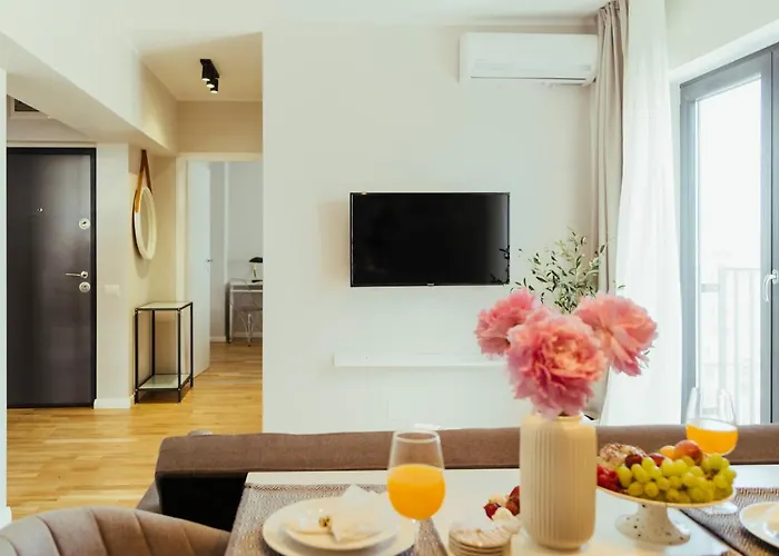 Superb View - Bright & Stylish - 2br * Bucharest