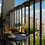 Apartment Superb View - Bright & Stylish - 2br *