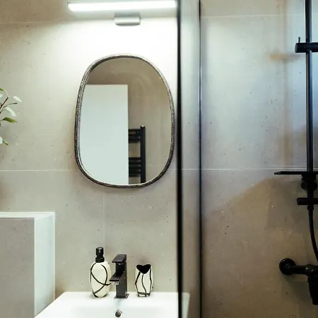 Apartment Superb View - Bright & Stylish - 2br Bucharest