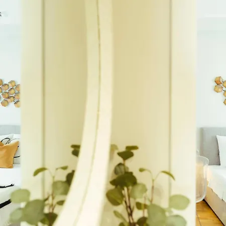 Apartment Superb View - Bright & Stylish - 2br *