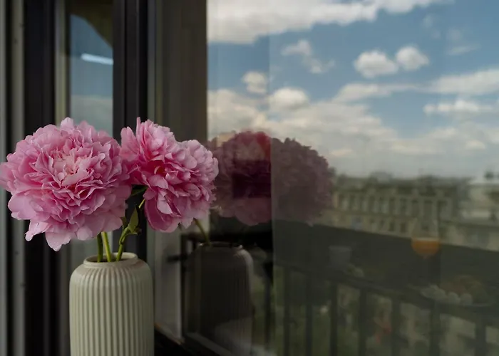 Superb View - Bright & Stylish - 2br Apartamento Bucarest