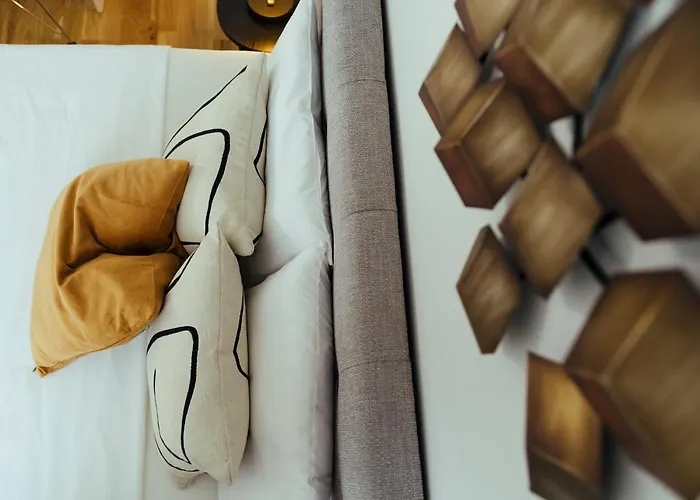 Апартаменти Superb View - Bright & Stylish - 2br