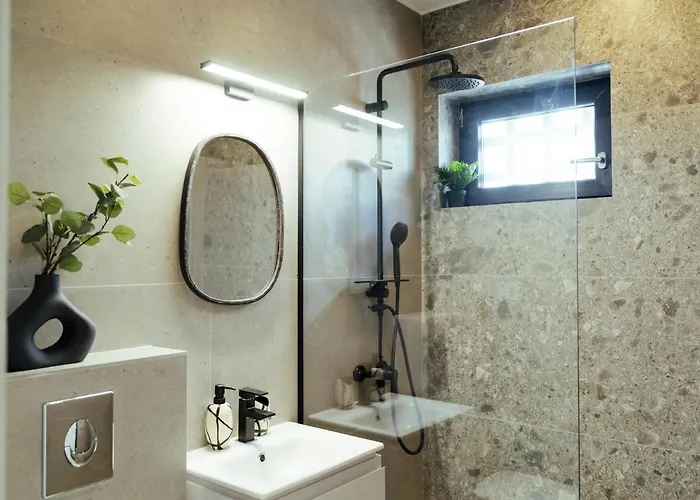 Superb View - Bright & Stylish - 2br * Bükreş