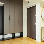 Superb View - Bright & Stylish - 2br Apartment *