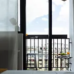 Apartment Superb View - Bright & Stylish - 2br *