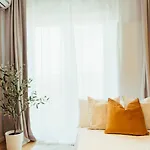 Superb View - Bright & Stylish - 2br Apartment Bucharest